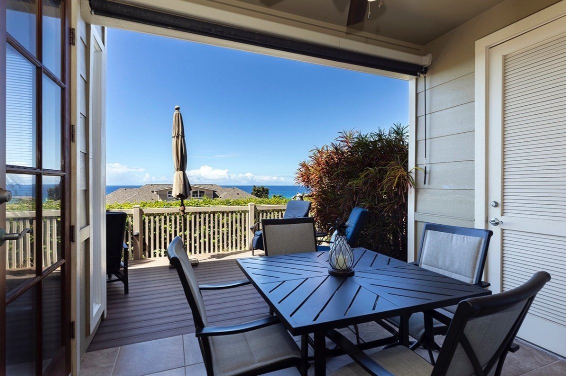 Complex and ocean view